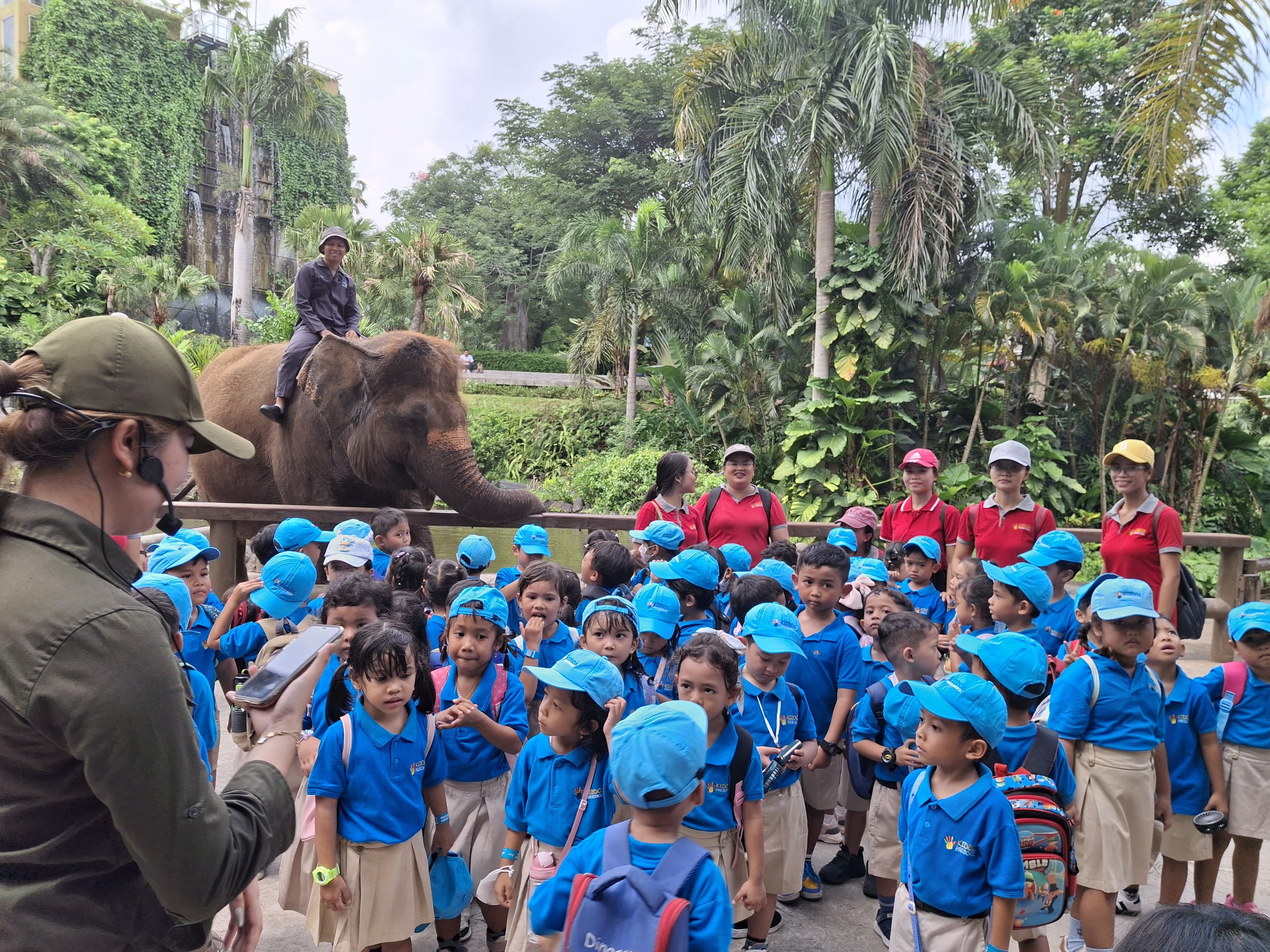 Outing and Fieldtrip
